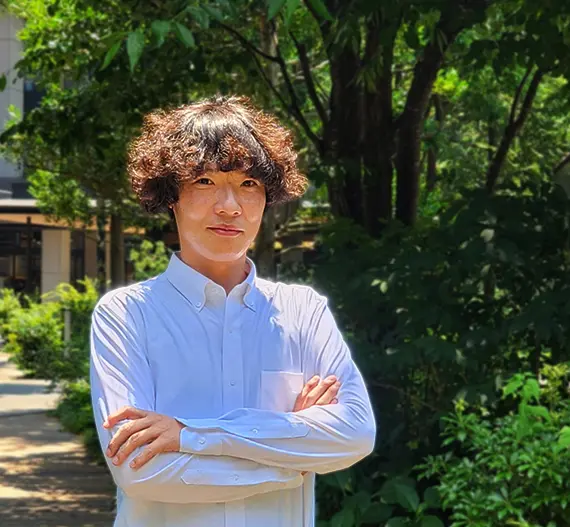 石戸谷 健